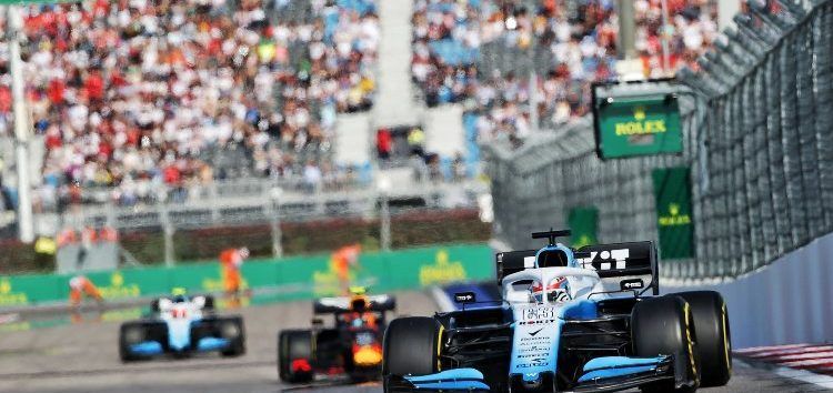 Williams sale del Gran Premio de Rusia con un accidente y un doble abandono