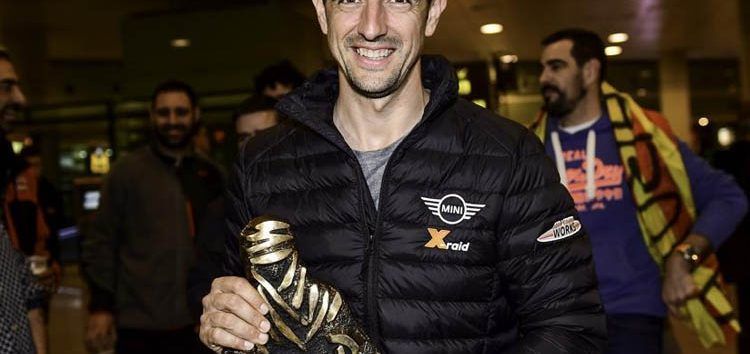 Álex Haro cambia a Nani Roma por Giniel de Villiers para el Dakar 2020