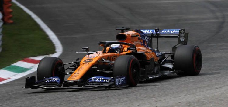 Sainz, séptimo y uno de los dos pilotos en completar dos vueltas en una bochornosa Q3: «Comienza a ser un poco ridículo»