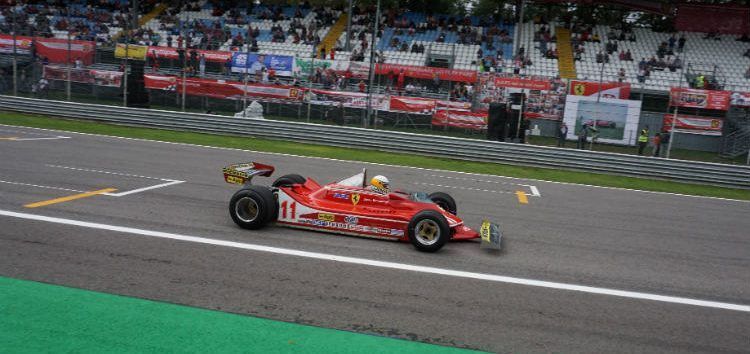 IMÁGENES: El Ferrari 312 T4 vuelve a rugir en Monza con Jody Scheckter al volante