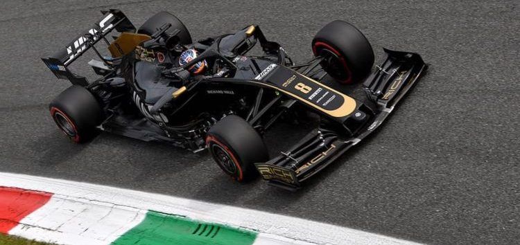 Romain Grosjean, enfadado: «El desafío de hoy era mantenerse en la pista»