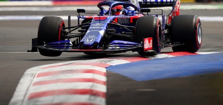 Kvyat, enfadado tras la carrera de Austin: «Otra penalización, es una mierda»