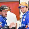 Fernando Alonso, a Carlos Sainz: "Tu primer podio en Fórmula 1, muy merecido"