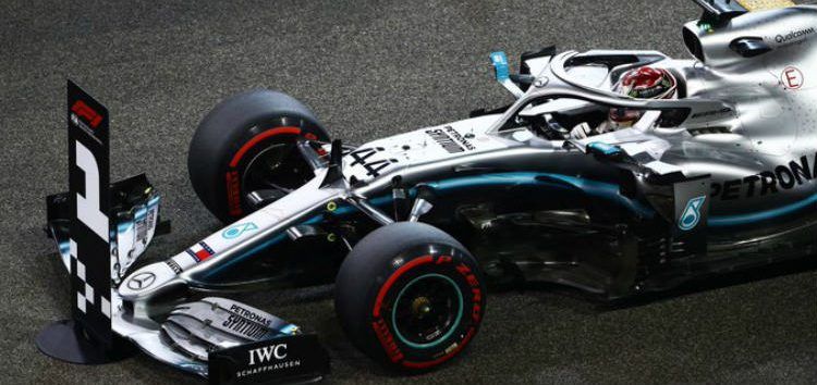 Hamilton, tras hacerse con la Pole en Yas Marina: «He conseguido sentirme al 100% dentro del coche»