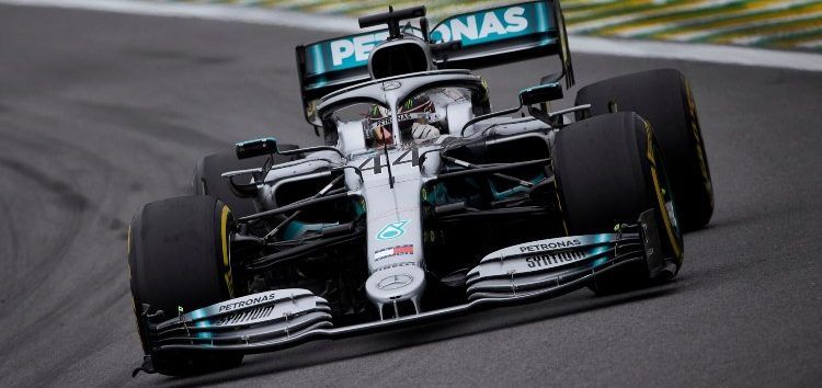Lewis Hamilton logra el mejor tiempo en la última tanda de libres de Brasil