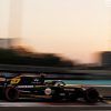 Renault consigue meter ambos monoplazas en la última Q3 del año