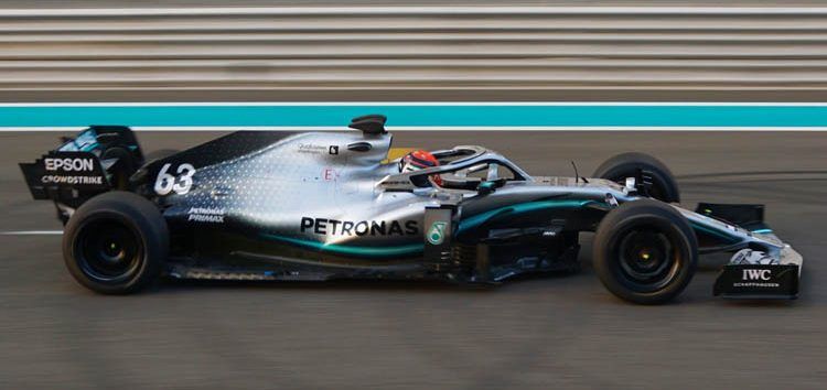 Mercedes trabaja con Pirelli probando los nuevos neumáticos de 18 pulgadas