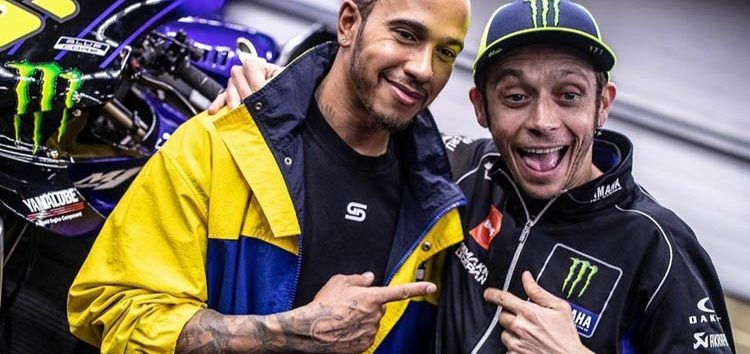 Filtradas algunas imágenes del intercambio entre Hamilton y Rossi en Cheste