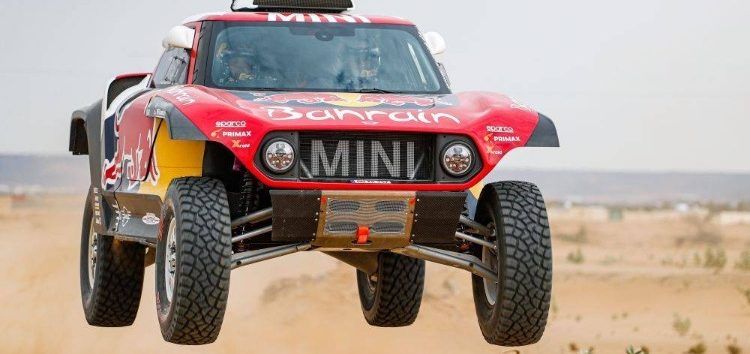 Carlos Sainz, tercero en la primera etapa del Dakar: «Estoy contento, no ha ido del todo mal»