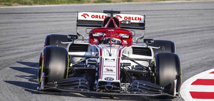 Kubica se va invicto en el cuarto día de test con un final protagonizado por bandera roja