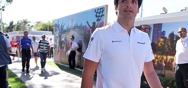 Carlos Sainz desvela cómo vivió McLaren el caos del coronavirus en Melbourne
