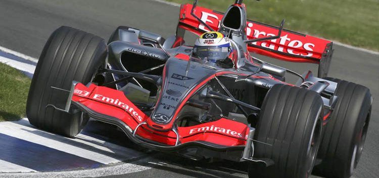 McLaren revela la razón por la que no han vuelto completamente al plateado