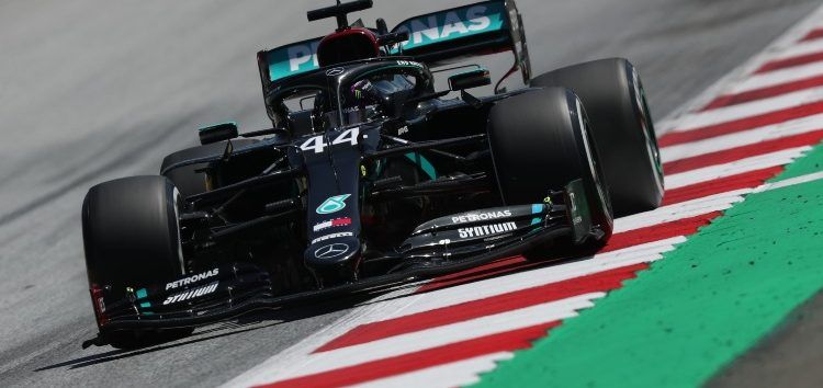 Lewis Hamilton, domina y es pole en Silverstone: «Hay una gran distancia entre nosotros y el resto»