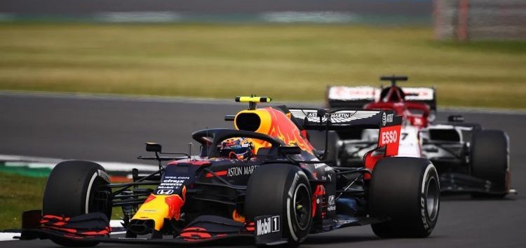 Alexander Albon, octavo en Gran Bretaña: «Tuvimos suerte con los pinchazos»