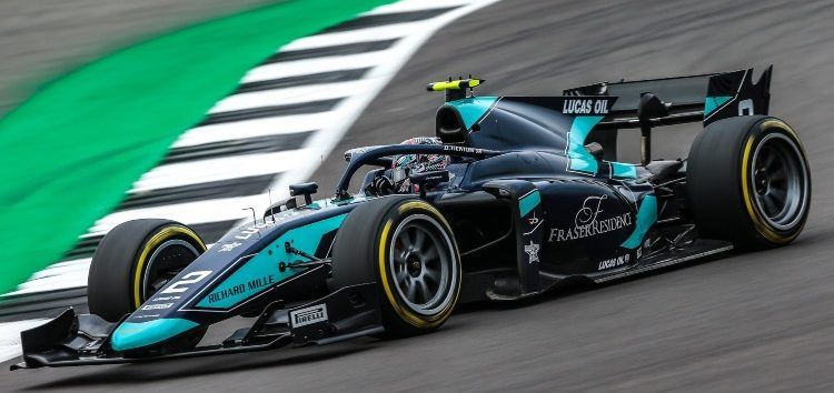 Dan Ticktum se lleva la victoria en la cita sprint de la Fórmula 2 en Silverstone