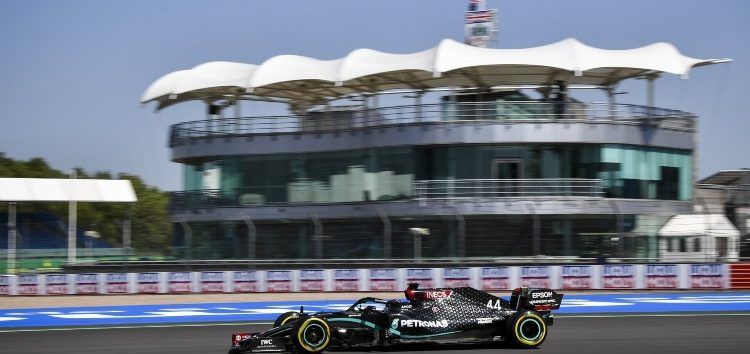 Lewis Hamilton reafirma el dominio de Mercedes y se lleva la pole en Silverstone