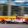 Día aciago para el equipo Alfa Romeo; ambos coches eliminados en Q1