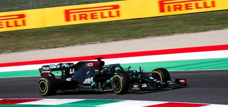 Lewis Hamilton vuelve a ser el más rápido y se lleva la pole en Mugello