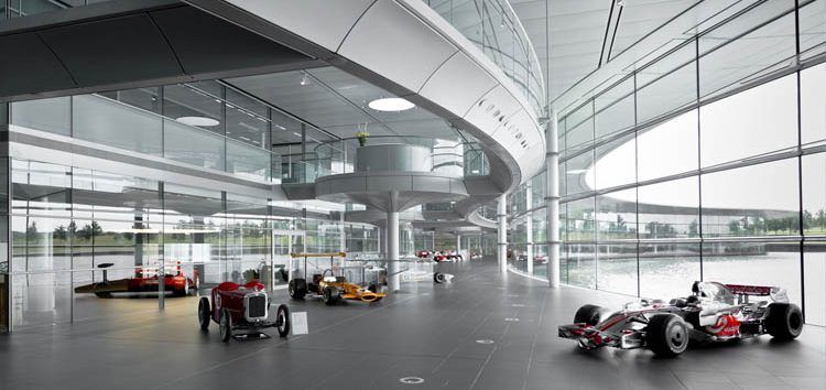 McLaren, a punto de vender su espectacular factoría de Woking
