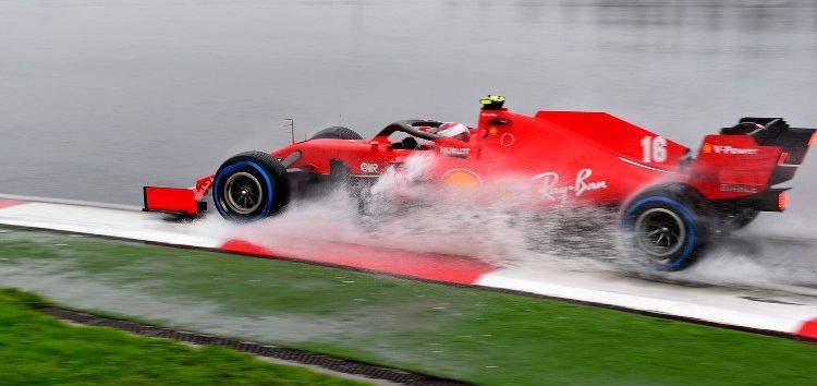 Ferrari naufraga en una clasificación pasada por agua sobre el Istanbul Park