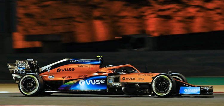 No ha sido el día más sencillo para Lando Norris en los libres de Bahréin