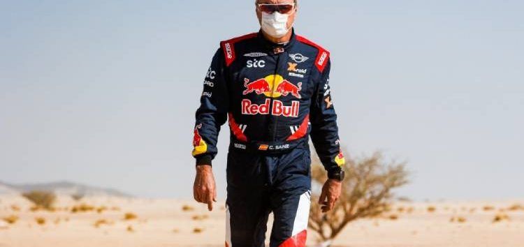 Carlos Sainz explota contra el Dakar tras sufrir de nuevo con la navegación