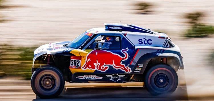 Stéphane Peterhansel, segundo en la Etapa 2: «Le hemos dejado buenas huellas a los Toyota»
