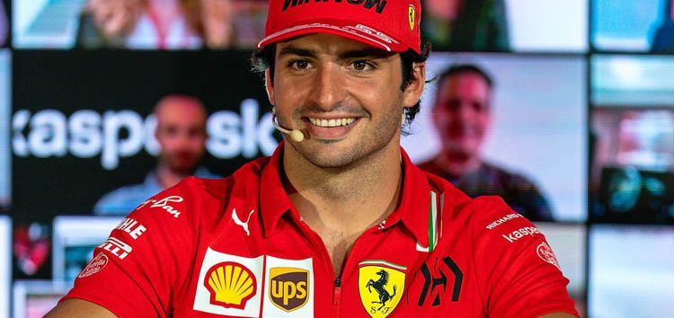 Carlos Sainz, contundente: «Si veo un Mercedes, quiero pelear con ese Mercedes»