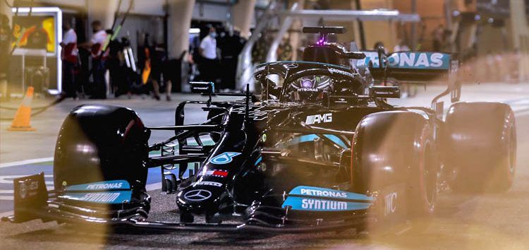 Hamilton no puede con Verstappen y saldrá 2º en Bahréin: «Lo he dado todo»