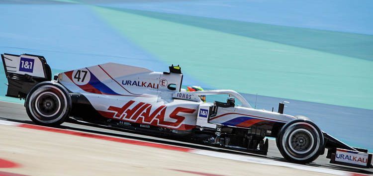 Día de debut en el equipo Haas F1 durante el primer día de pretemporada