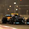 Mercedes contrataca y lidera los Libres 2 de Qatar