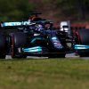 Lewis Hamilton da la talla en casa y consigue la pole en Silverstone. Brillante Russell en Q3