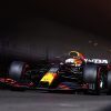 Max Verstappen brilla y lidera los Libres 3 por delante de Sainz y Leclerc