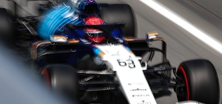 Williams Racing retrocede pero sitúa a George Russell en la Q2 de Barcelona