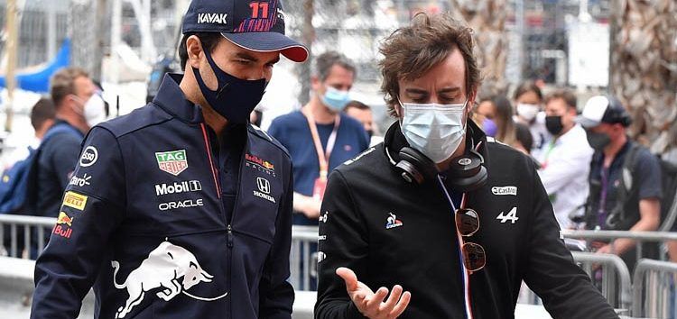 Fernando Alonso: «Nadie nos ha regalado nada, ni a mí, ni a Sergio Pérez»