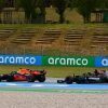Hamilton bate a Verstappen y vence en Montmeló; Sainz termina en los puntos