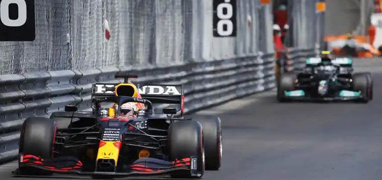 Max Verstappen no se fía de Mercedes y se espera de todo en Bakú