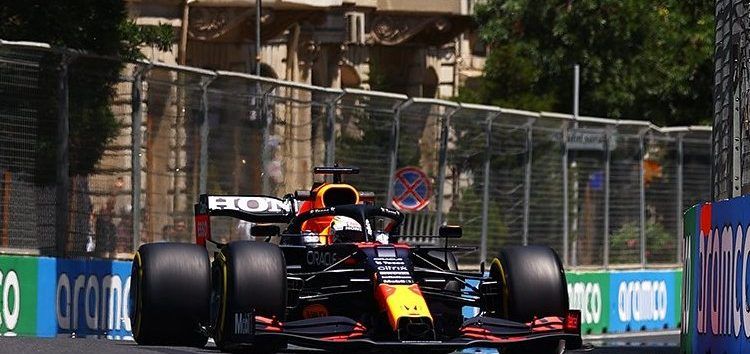 Max Verstappen lidera los primeros compases del Gran Premio de Azerbaiyán