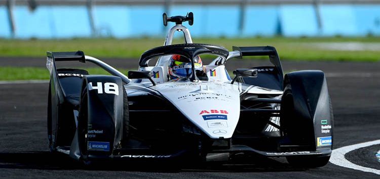 Mortara completa un fin de semana de ensueño y gana la segunda carrera de Puebla