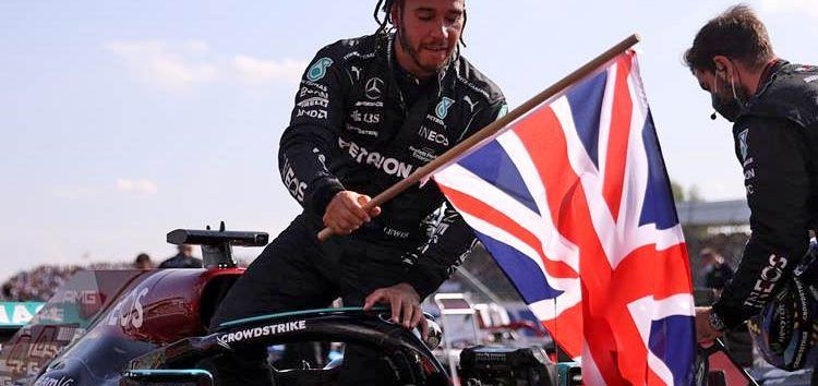 Mercedes se defiende: «No hubiésemos celebrado nada si Max hubiera estado mal»
