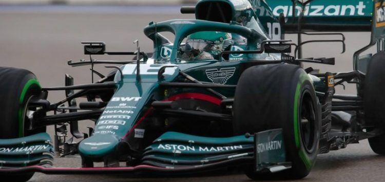 Los problemas con el tráfico lastran el resultado de Aston Martin en la clasificación del GP de Rusia