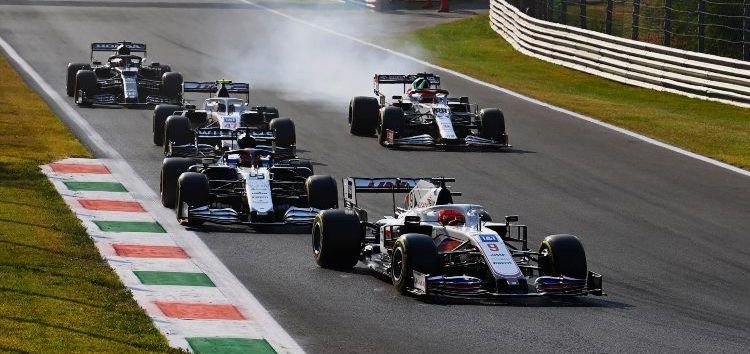 Hasta cuatro pilotos sancionados con un punto de su licencia tras el GP de Italia