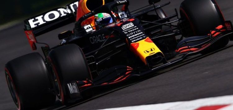 Pérez y Red Bull lideran los Libres 3 en México