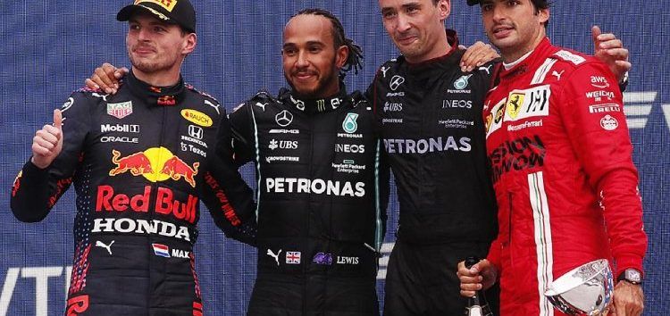 En Red Bull lo tienen claro: «Sainz puede luchar por el Mundial con Ferrari»