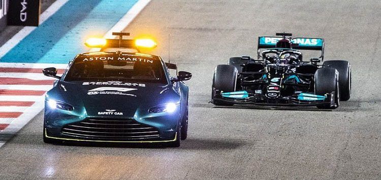 Lewis Hamilton: «¿Que si me robaron el Mundial de 2021? Claro que sí»