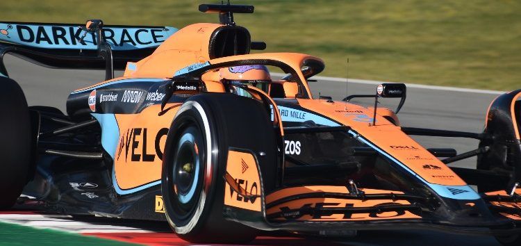 CRÓNICA | McLaren vuelve a liderar la clasificación y Red Bull protagoniza la primera bandera roja