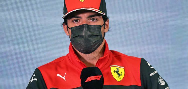 Carlos Sainz, contundente: «Hay cosas que no me gustan del nuevo Ferrari»