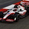 Kevin Magnussen termina al frente en la segunda jornada de test de Baréin