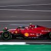 Carlos Sainz brilla en el momento justo y sorprende con la pole position en Silverstone