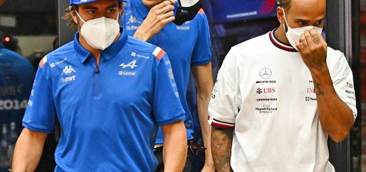 Ocon se pone a la altura de Hamilton en su lucha con Alonso